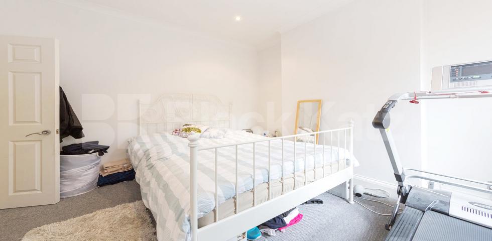 			2 Bedroom, 1 bath, 1 reception Flat			 Valetta Road , WENDELL PARK